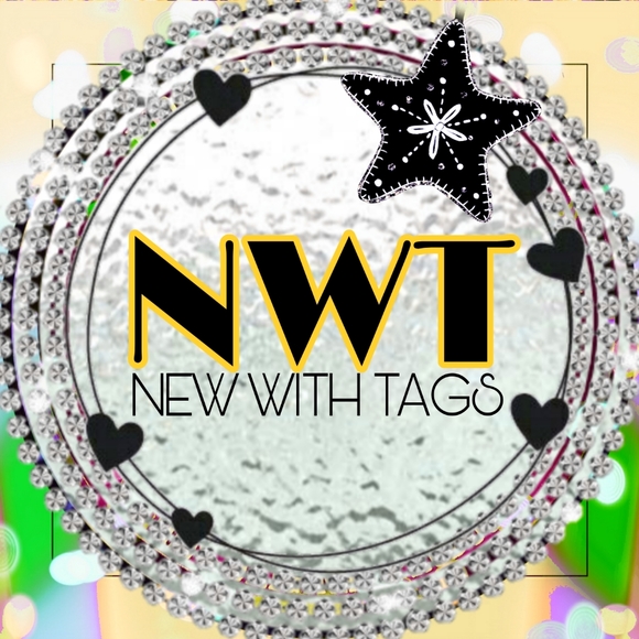 NWT Coordinated Sets Steve Madden Emogi Happy Slippers and Oversized Scarf - Picture 5 of 16